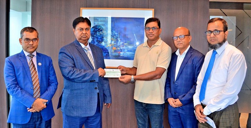Shahjalal Islami Bank PLC donated Tk. 5.00 (five) Lac to Greenvally Oldage Home & Orphanage 